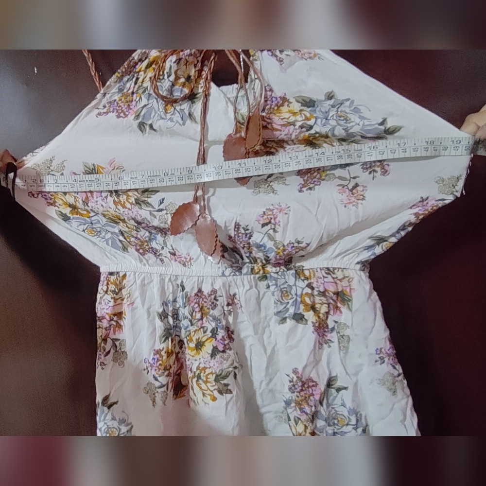 Beautiful dress looks very pretty size UK S-M fully stretchable - Picture 4 of 5